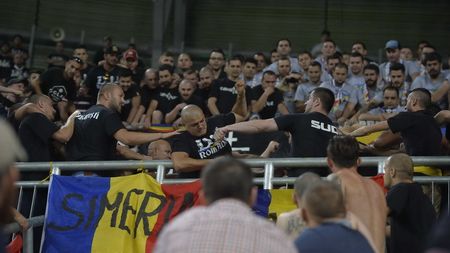 Conflict violent la Paris între SUD Steaua și PCH. Liderul dinamoviștilor, Elias Bucurică, ar fi fost bătut pe stradă de steliști

