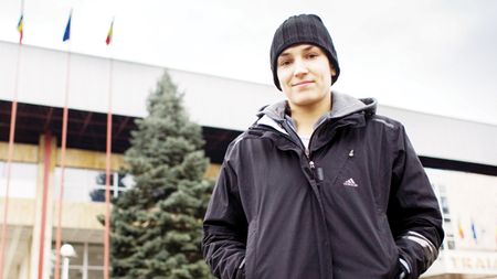 Interviu Cristina Neagu: **"Orice minune ține 3 zile!"