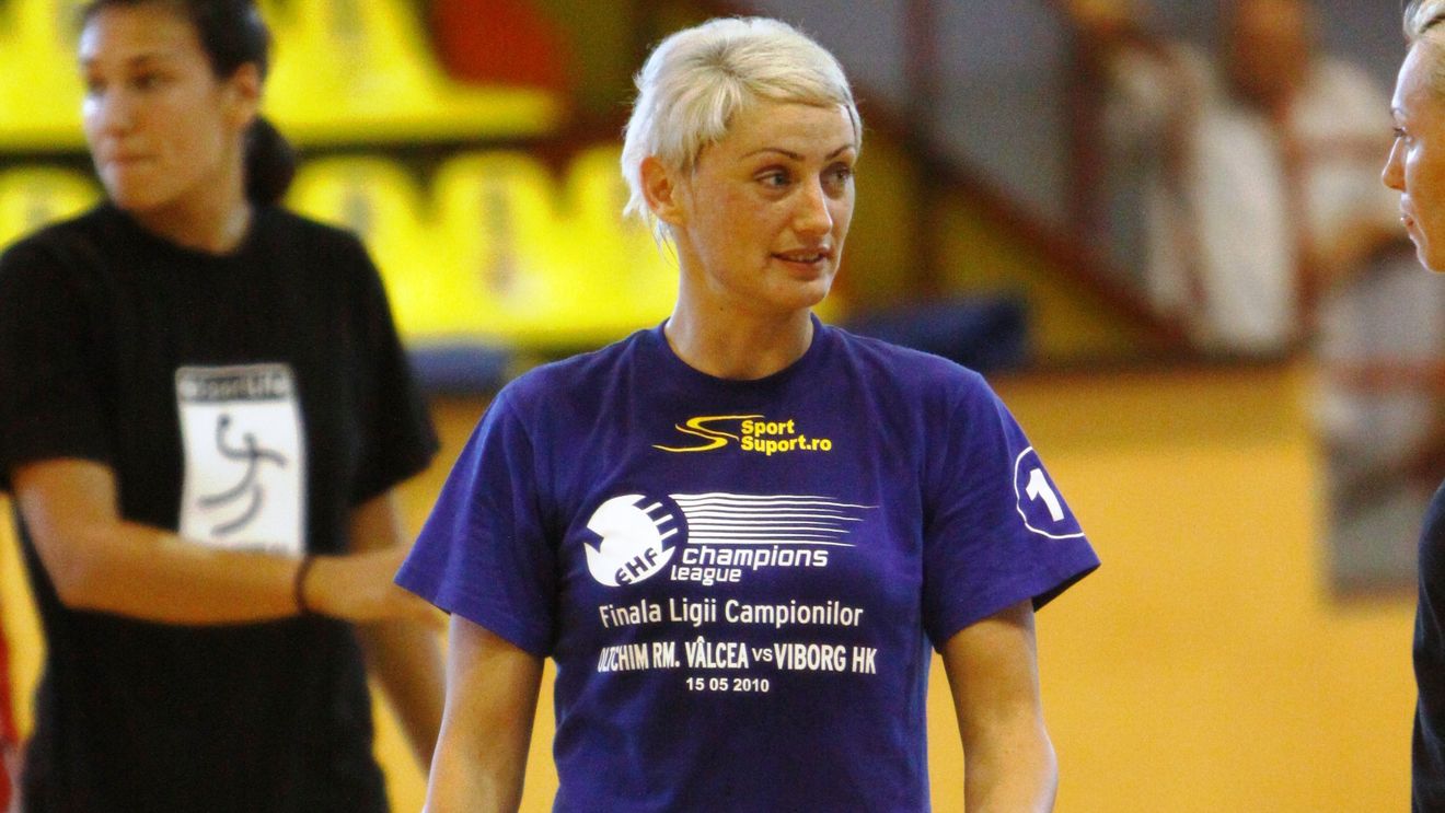 Gala Campioanelor | Ramona Farcău a pregătit un eveniment de excepție pentru retragerea din activitate și a lămurit pentru totdeauna o problemă. Cu câte salarii a fost "sărită" în ultimele 15 luni. Gavrilescu: "Am făcut niște clasamente la antrenori și la jucătoare..."