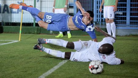 CFR Cluj, record european de meciuri jucate. Petrescu: "Este foarte greu. Mai lipsește să-mi pun patul la stadion". Accidentarea de ultimă oră, care îi complică socotelile pentru returul cu Slavia Praga