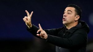 Xavi vinde trei vedete de la FC Barcelona și vrea să aducă alți trei fotbaliști de clasă! Transferuri într-o revoluție blaugrana