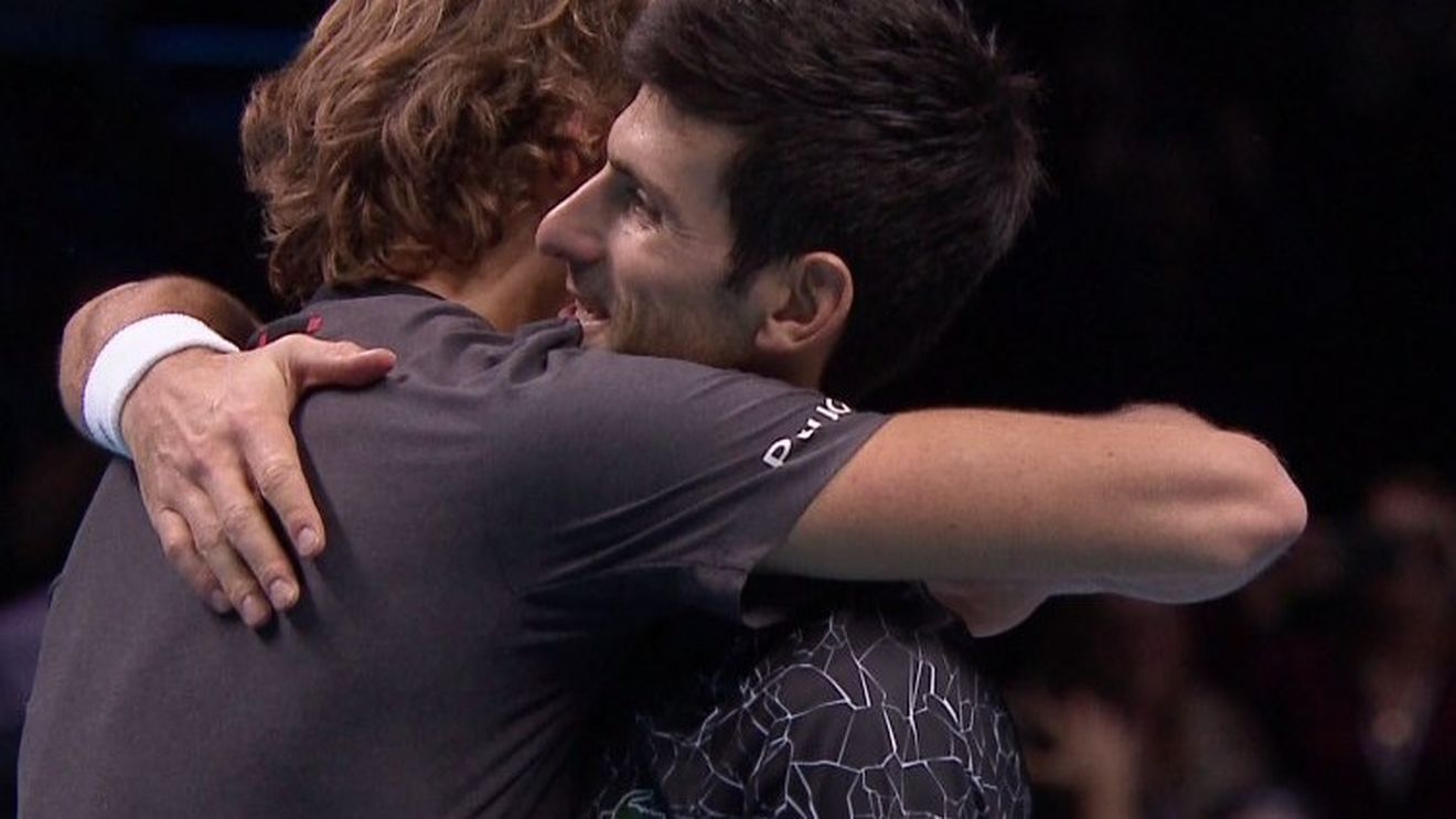 Respect! Djokovic și Zverev, show și la declarații: "Îți mulțumesc că m-ai lăsat să câștig, tata va plânge până la anul". Mesajul superb al lui "Nole" pentru noul star din sportul alb