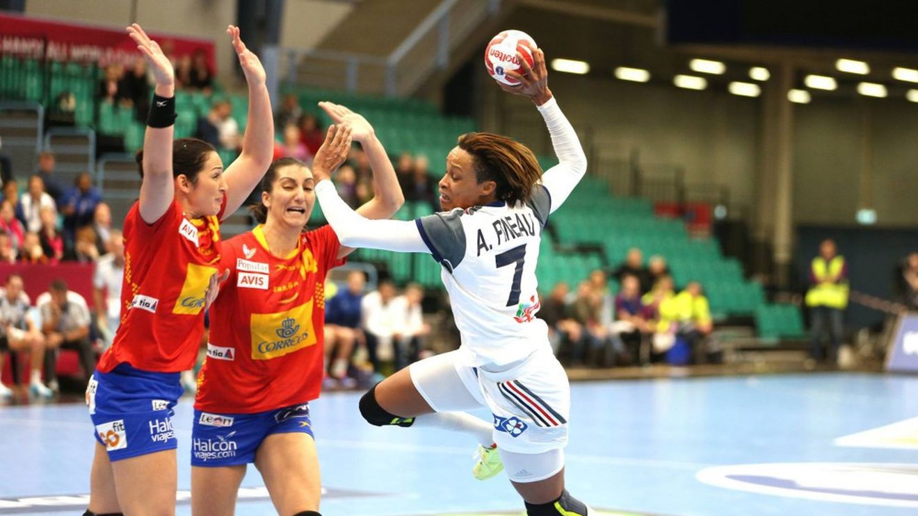 Allison Pineau va juca din sezonul următor pentru Buducnost Podgorica. Reprezentanta Muntenegrului se întărește pentru noul format al Ligii Campionilor