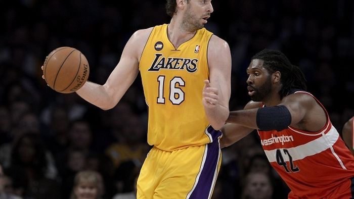 Sfârșit cu surpriză!** Lakers s-a calificat în play-off după ultimul meci și a depășit-o și pe Rockets!