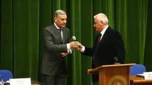 Sandu anunță: "România si Ungaria ar putea găzdui CE din 2024!"