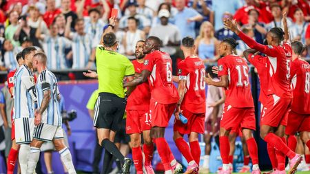 CM 2026 Fostul arbitru din Bundesliga a rămas șocat de faza controversată care a decis Argentina – Elveția 3-1: „Cum a putut să fie atât de inconștient?!”