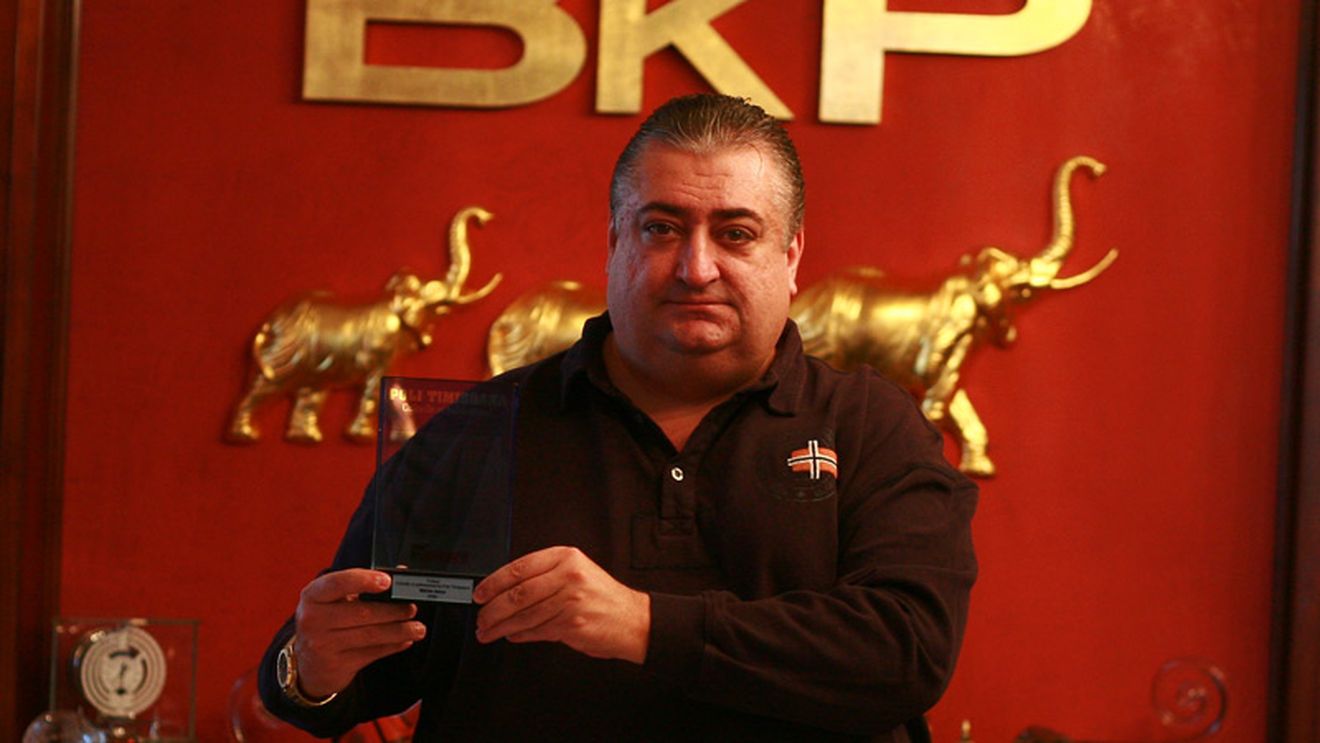 "Noul antrenor trebuie** să ne ducă în Ligă!"