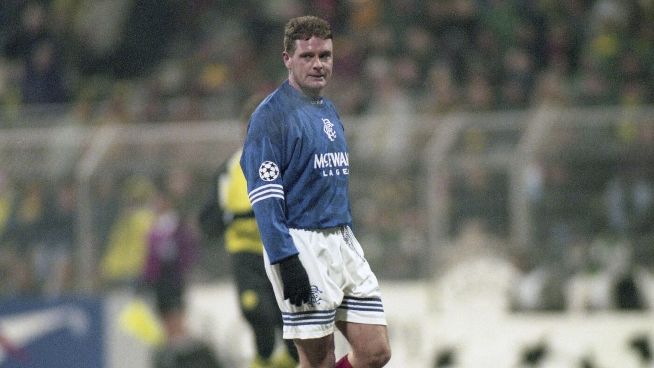 Marele Gascoigne s-a dus la fotbalistul Stelei în meciul de Champions League şi i-a zis-o direct!
