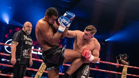 Meciul carierei pentru Ștefan Lătescu. Luptă cu marocanul Ibrahim El Bouni, în Glory. Reacția lui Golden Boy | EXCLUSIV