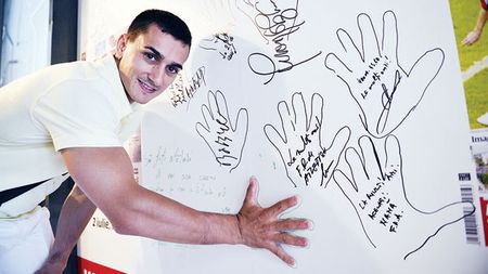 Drăgulescu: "Nu mai puteam să ridic nici cana cu ceai. Îmi pun mână în ghips și tot sar". Finala la sărituri e duminică, de la 15:30