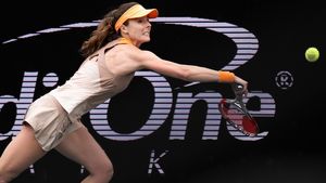 Franțuzoaica Alize Cornet nu a uitat-o pe Simona Halep! Ea a primit wildcard pentru Roland Garros și va fi ultima participare la turneul de la Paris, iar acum a făcut un gest extraordinar în care a implicat-o și pe Simona, care a răspuns imediat!