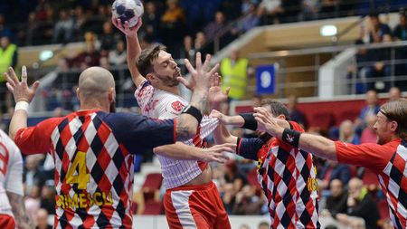 Două "finale" în sferturile de finală ale Cupei României la handbal: Dinamo - Steaua și HCDS Constanța - HC Odorhei