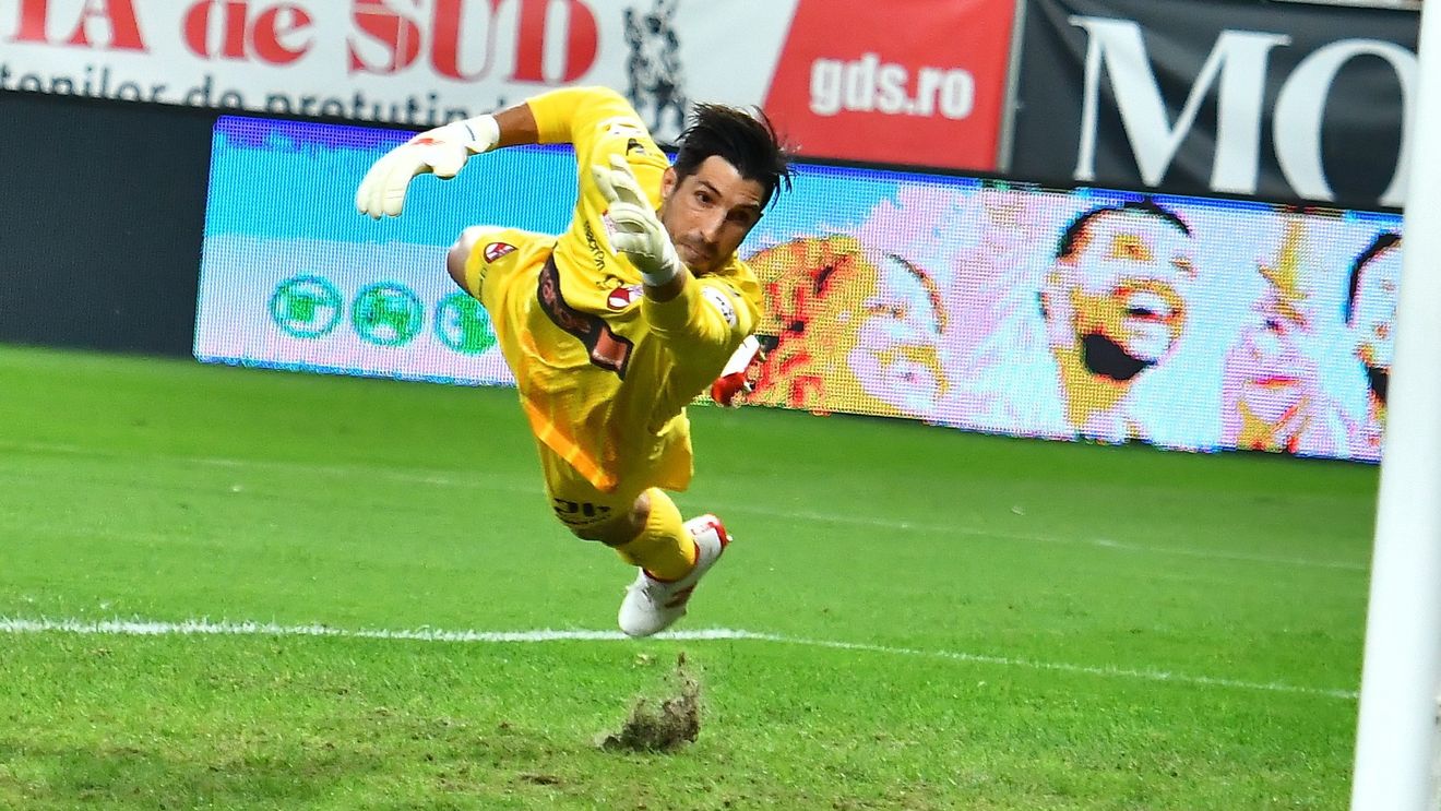 Penedo a rupt tăcerea după ce s-a despărțit de Dinamo: "Comunicarea cu Rednic nu a existat. Dar eu sunt așa". Ultimul mesaj al portarului din Panama