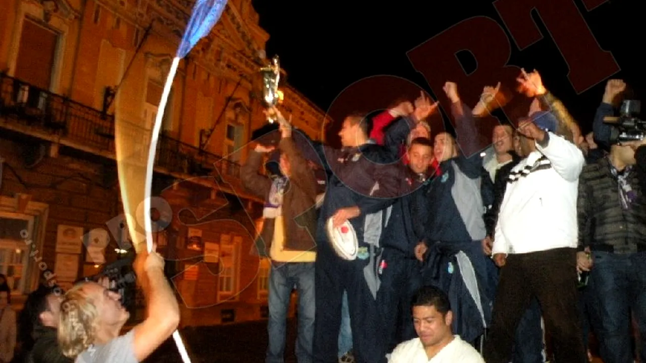 FOTO** RCM Timișoara a sărbătorit cu fanii în noapte triumful din Cupă!
