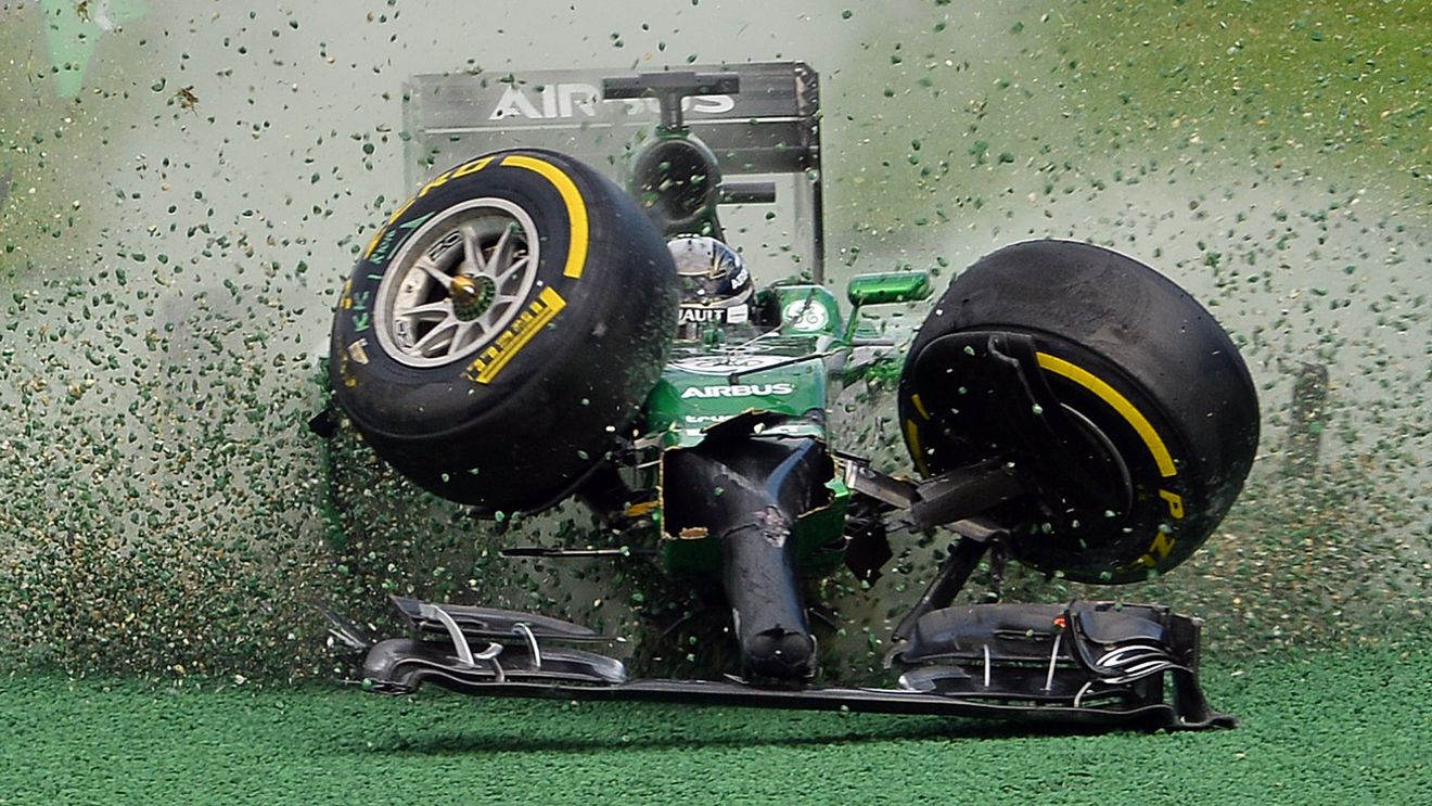 Cazul "Cenușăreasa.RO din Formula 1": Au băgat românii în insolvență Caterham pentru a facilita intrarea fostului ministru Bazac în F1? UPDATE | Răspunsul echipei românești Forza Rossa la întrebările ProSport