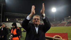 CFR îi face concurență FCSB-ului! Becali amenință cu transferul lui Băluță, clujenii aduc un fotbalist "în atac". Anunțul făcut de Iuliu Mureșan 