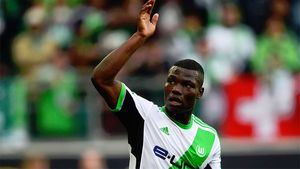 VIDEO | Malanda, cel mai ghinionist fotbalist al startului de sezon în Bundesliga. După ratarea uriașă din meciul cu Bayern, a "comis-o" și în etapa următoare