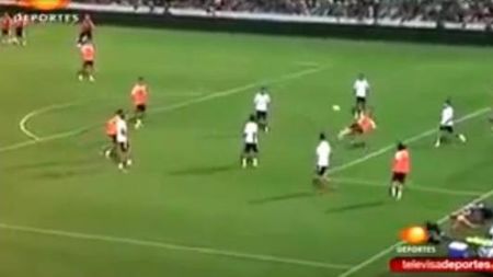 VIDEO Dacă îi reușea golul ăsta în meci, era "transferat" de Brazilia!** Cel mai spectaculos șut văzut la încălzire!