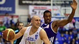 Altă istorie, același deznodământ. CSU Asesoft a câștigat și meciul doi cu BC Mureș și a ajuns la o victorie distanță de al 11-lea titlu de campioană