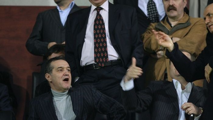 INCREDIBIL!** Becali, Copos și jucătorii vor fi percheziționați înainte de Steaua - Rapid