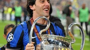 "Principele" a refuzat oferta "specială"! Milito rămâne la Inter până în 2014