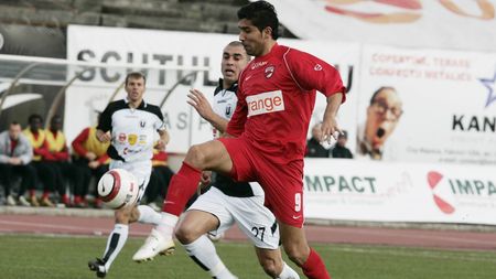 Vedeți aici comentariul partidei "U" Cluj - Dinamo 1-2