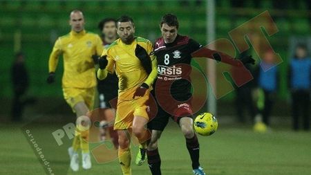 "I-am spus domnului Porumboiu că am fost sunat de Rapid!** Mă deranjează că am picat la mijloc" Ce spune Sânmărtean despre  plecarea patronului