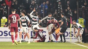 Se încinge „războiul” dintre CFR și U Cluj: „Fură la noi? Fură!”