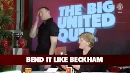VIDEO Așa arată David Beckham mimat de Rooney :)!** Ferguson, rușinat de interpretarea elevului său