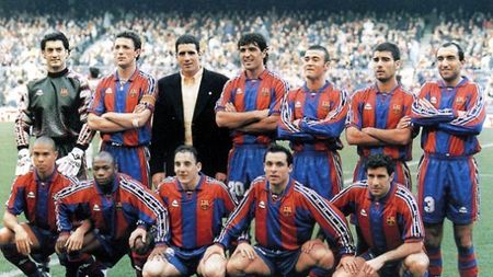 "Dacă era femeie, îl ceream pe Cruyff în căsătorie în fiecare zi!" :)** Unicul căpitan român din istoria Barcei rememorează momentele de vis petrecute în Catalunya!