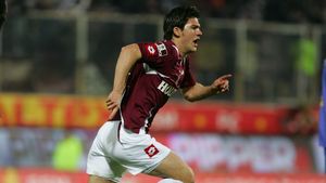 Renzo confirmă: "Împrumutul lui Săpunaru e rezolvat!** Va juca la Rapid până la vară!"