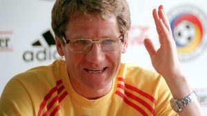 Analiză dură marca Boloni: "Fotbalul românesc și-a pierdut busola, Chiricheș și-a pierdut din valoare". Cine e starul naționalei în opinia fostului selecționer 