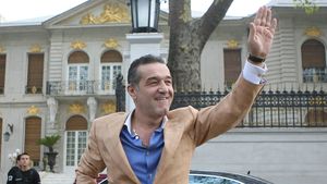 "Nimeni în afară de familia Becali nu va putea susține Steaua!"