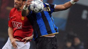 Adriano îl urmează pe Ronaldo