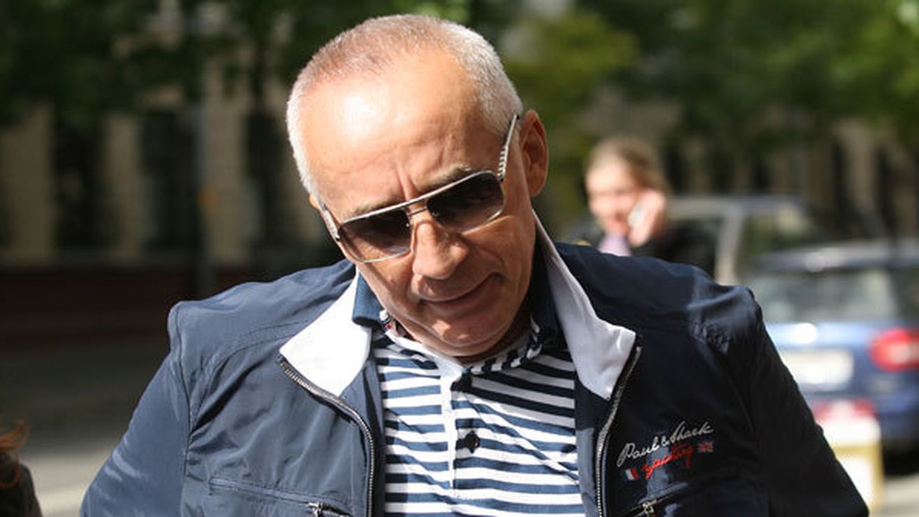 Stan despre complotul imaginat de Iancu:** "Presiuni penibile! Dacă îi iese, se va bate satisfăcut pe burtă"