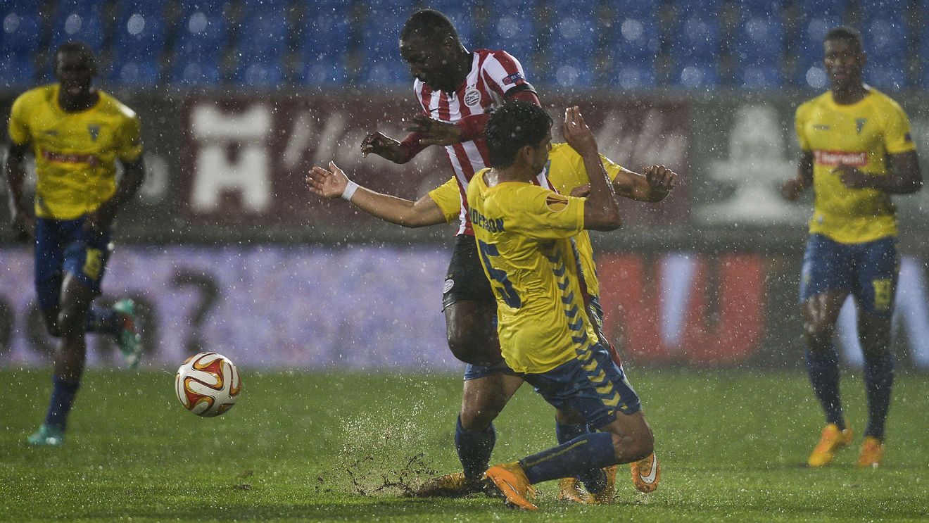 Meciul Estoril - PSV se va relua astăzi, de la ora 18:00