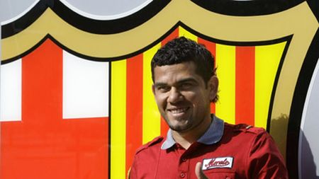 Dani Alves: "Să joc la Barcelona e un vis devenit realitate"
