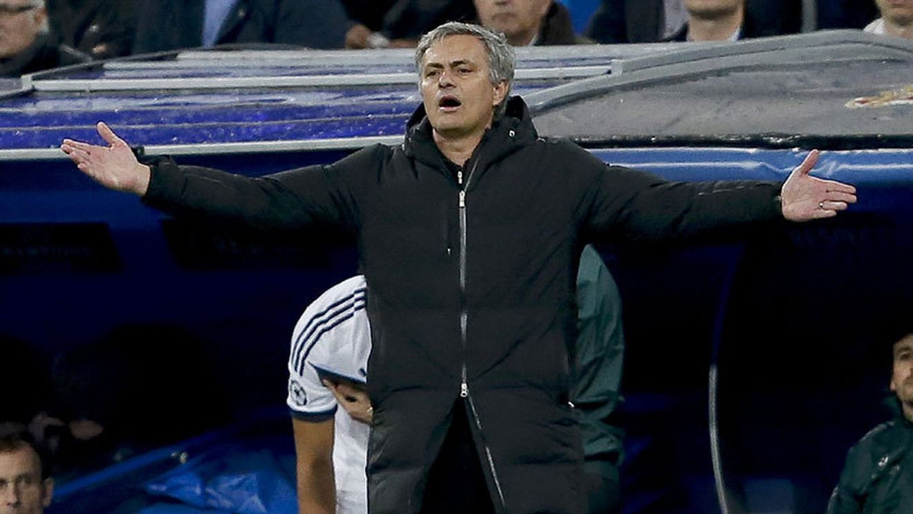Hazard îl compară pe Mourinho cu Dumnezeu: "Toți la Chelsea vorbesc de el"