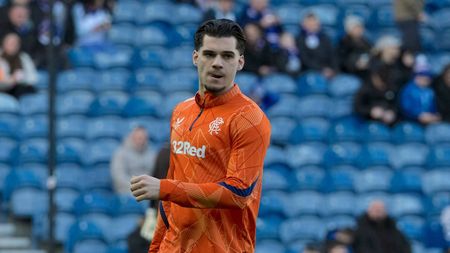 Omul care l-a învățat pe Ianis Hagi în ce afaceri să-și investească milioanele de euro strânse în carieră a dat verdictul. La ce club vrea să joace fiul lui Gică Hagi din vară: „Asta știu de la el”