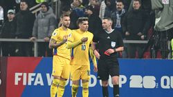 Halucinant! Mircea Lucescu e convins că Denis Drăguș nu merita cartonaș roșu: „Adversarul a simulat, arbitrul nu s-a mai gândit!”