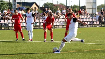 Unirea Sântana a surclasat-o pe Viitorul în derby-ul local și e singura formație din județul Arad ce accede în Turul 2 al Cupei României. Ciprian Rus, învingător în fața lui Adrian Piț și Cătălin Hlistei