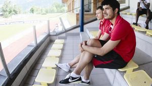 Vine și un portar macedonean!