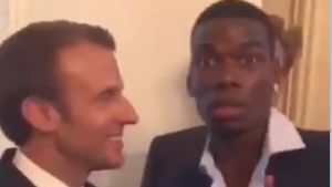 VIDEO | Imaginile care "au rupt" internetul! Cum s-au dat în spectacol Macron și Pogba la Palatul Elysee, la întoarcerea acasă a campionilor mondiali