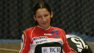 Vărzaru-victorie, Amariei-înfrângere,** în Liga Campionilor