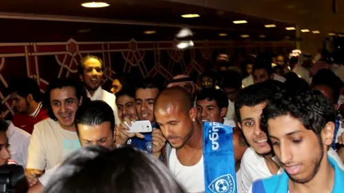 Wesley, primit ca un ZEU la Riad!** SUPER FOTO – Sute de fani l-au așteptat în miez de noapte pe brazilian