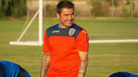 Fotografia pe care Adrian Mutu o aștepta de mai bine de șase luni. „Briliantul” a condus primul antrenament al naționalei de tineret | GALERIE FOTO