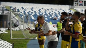 Presiune pentru Liviu Ciobotariu! Capitolul la care Petrolul este cea mai slabă echipă din campionat. ANALIZĂ