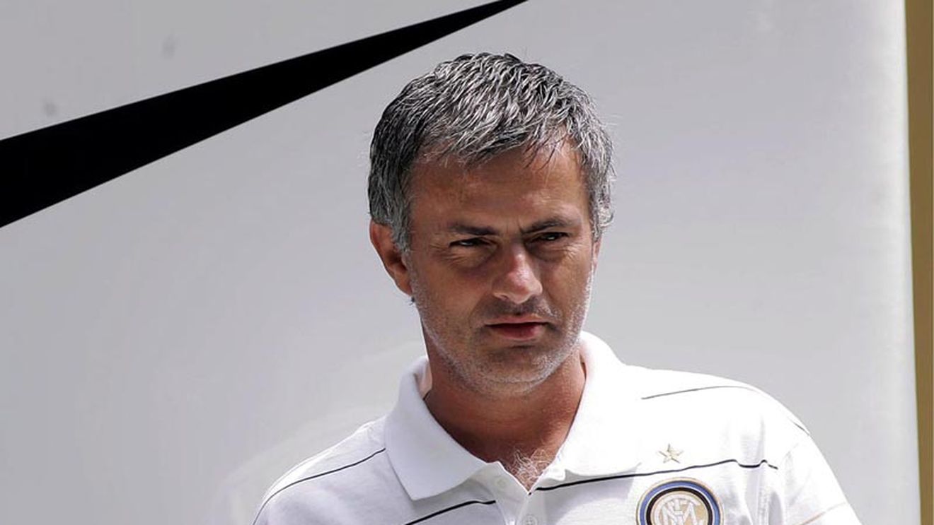 Mourinho: "Trebuie să ne gândim bine dacă îl luăm pe Rădoi"