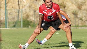 Mutu a pus umărul la demiterea lui Dupont:** "Nici măcar nu se mai salutau!"