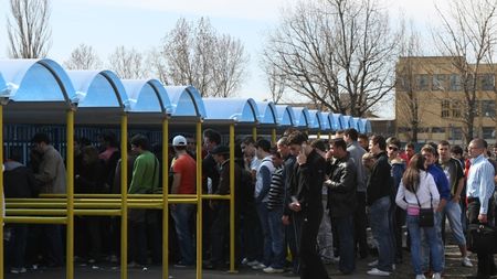 Vezi cât costă abonamentele Stelei pentru retur!